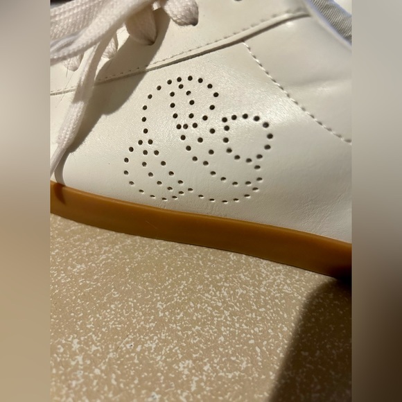 Sam & Libby “ADDIE” Sneaker - Picture 4 of 11